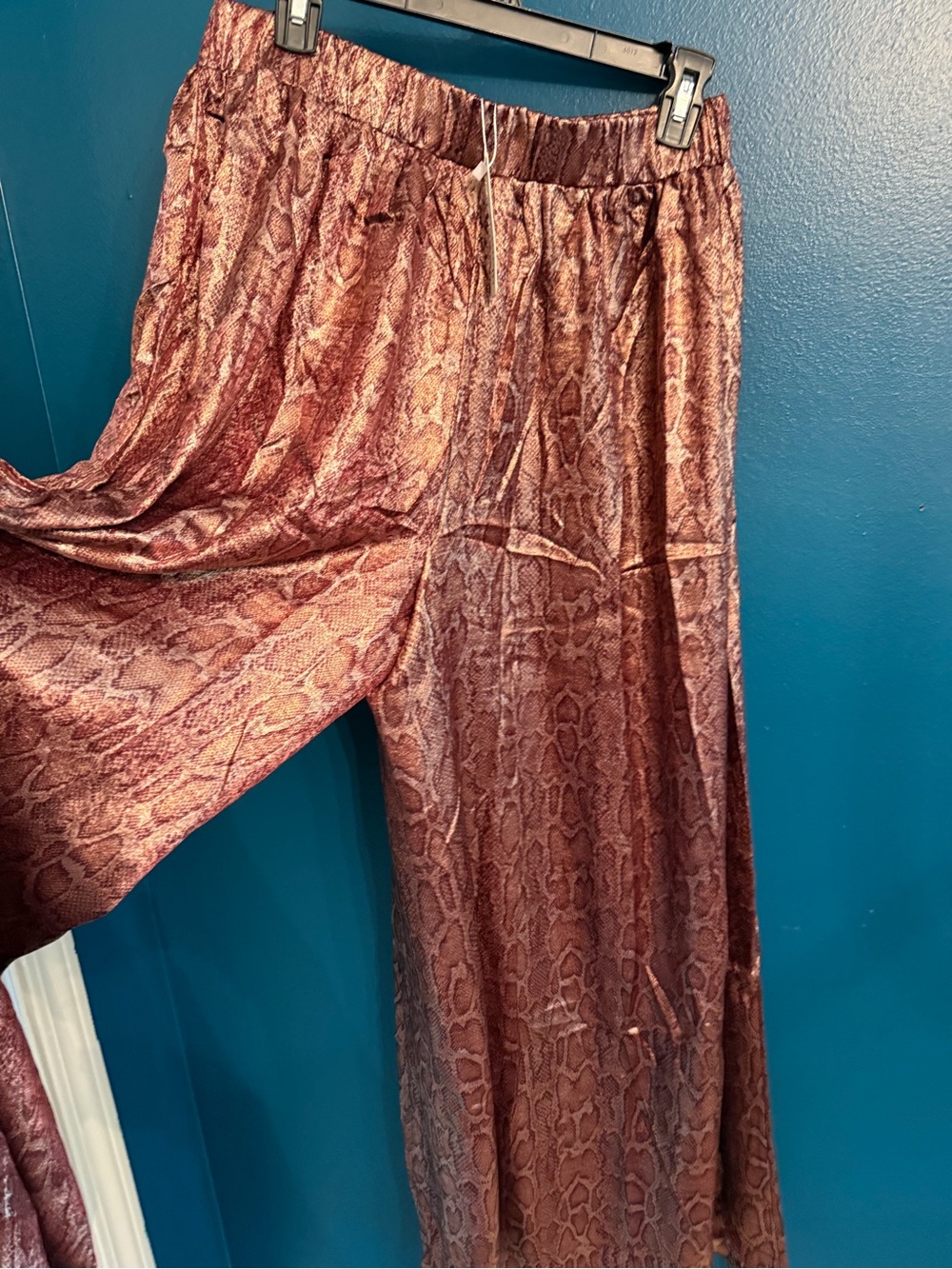 Brown Snake-Print Wide Leg Women’s Skirt - Picture 7 of 9